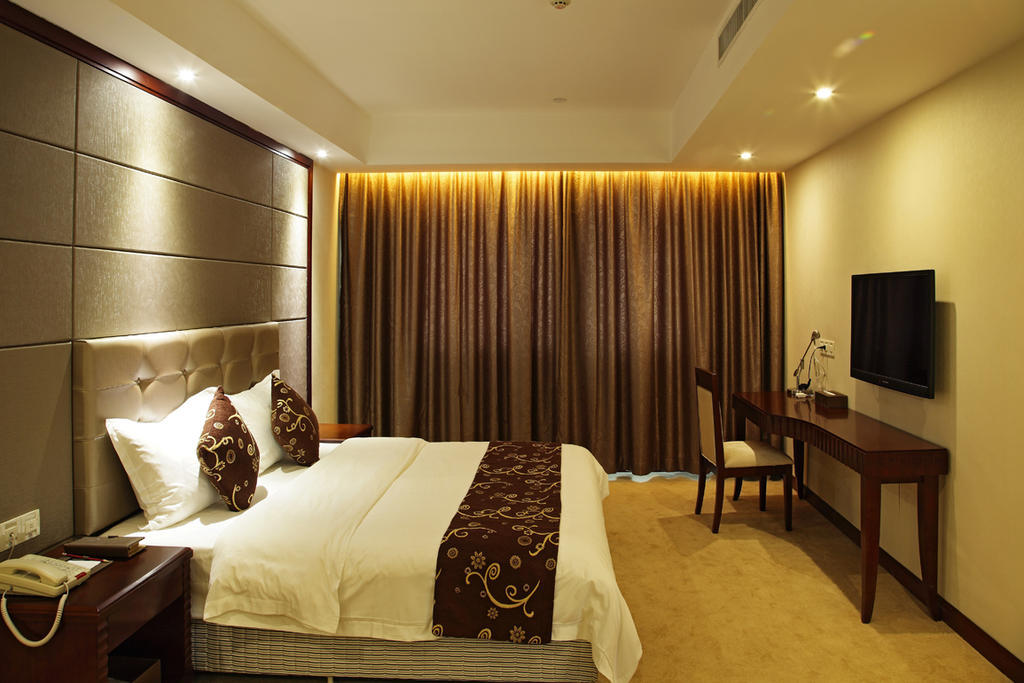 Jollies International Hotel Guangzhou Room photo